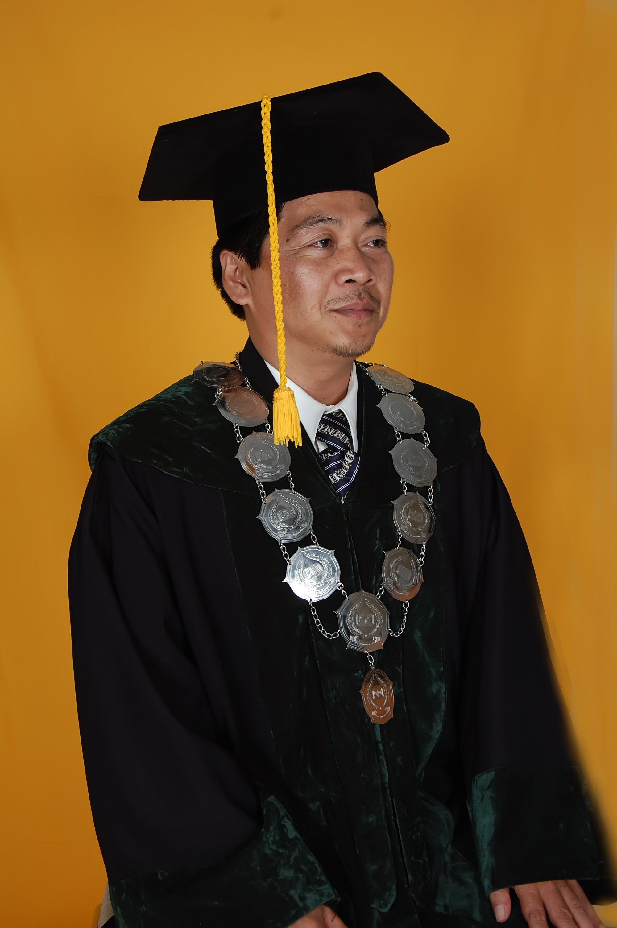 Profile Rektor