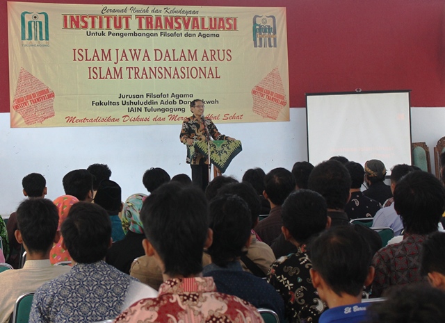 Institut Transvaluasi; Islam Jawa dalam Arus Islam Transnasional