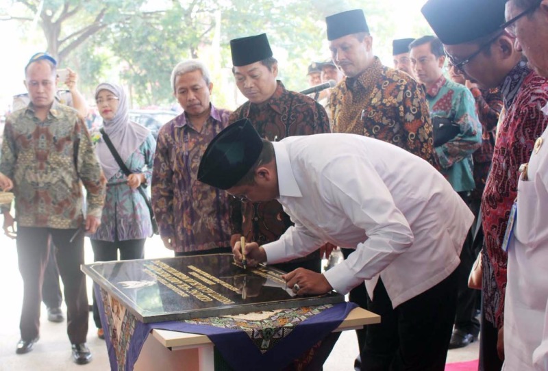 Menteri Agama Resmikan Gedung K.H. Arief Mustaqiem IAIN Tulungagung