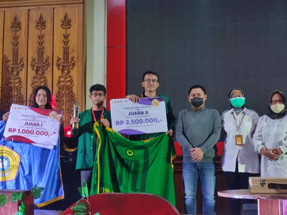 Mahasiswa FASIH UIN SATU Tulungagung Raih Juara Dua Lomba Legal Opinion di UNNES Semarang
