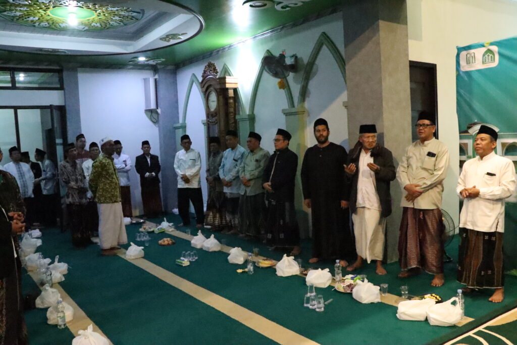 Peringati Maulid Nabi Muhammad SAW, Takmir Masjid Baitul Hakim UIN SATU Tulungagung Gelar Maulid Akbar 5 IMG 1643 1