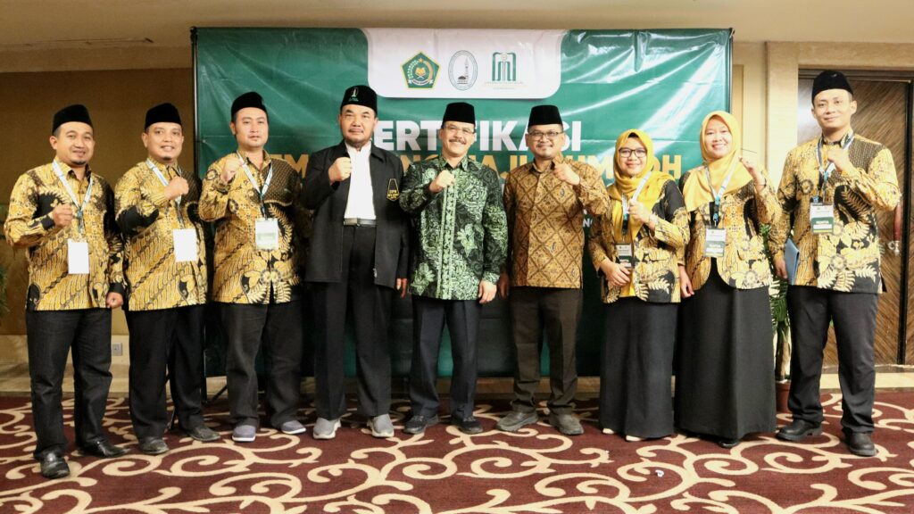 Rektor UIN SATU Tulungagung Buka Sertifikasi Pembimbing Haji dan Umrah Angkatan VII Mandiri 2024 3 Sertifikasi petugas HU 03