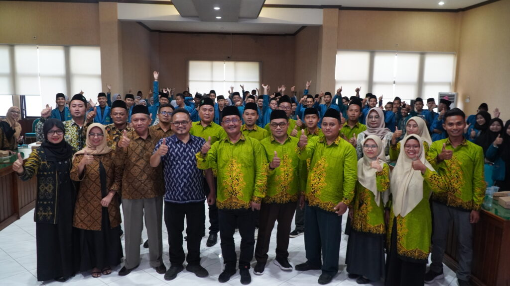 Benchmarking dan National Visiting Lecturer Fakultas Dakwah dan Komunikasi Islam Universitas K.H Mukhtar Syafaat Banyuwangi ke FUAD UIN Sayyid Ali Rahmatullah Tulungagung_1 Benchmarking dan National Visiting Lecturer Fakultas Dakwah dan Komunikasi Islam Universitas K.H Mukhtar Syafaat Banyuwangi ke FUAD UIN Sayyid Ali Rahmatullah Tulungagung 1