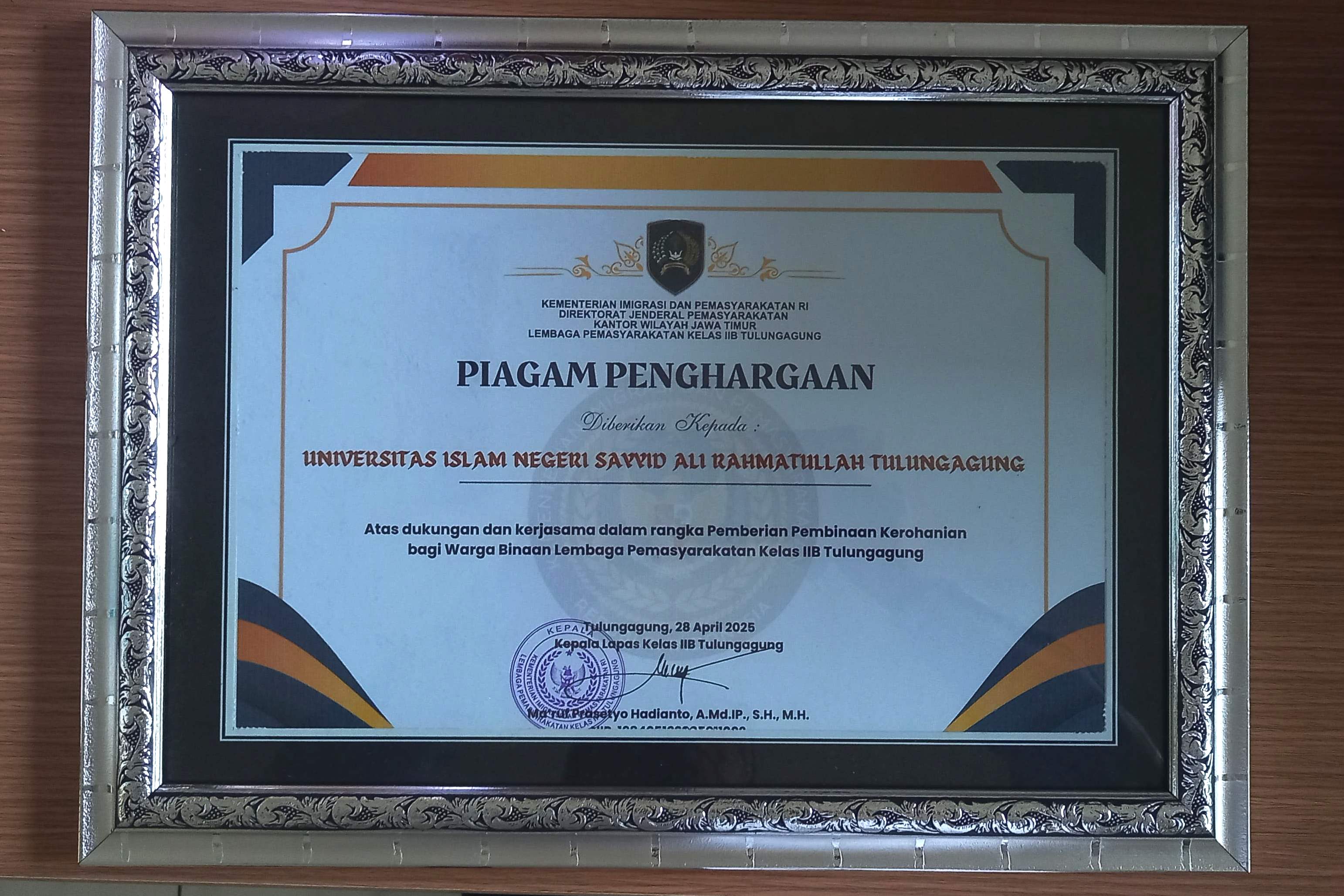 UIN SATU Terima Penghargaan dari LAPAS Kelas IIB Tulungagung 2 UIN SATU Terima Penghargaan dari LAPAS Kelas IIB Tulungagung 1