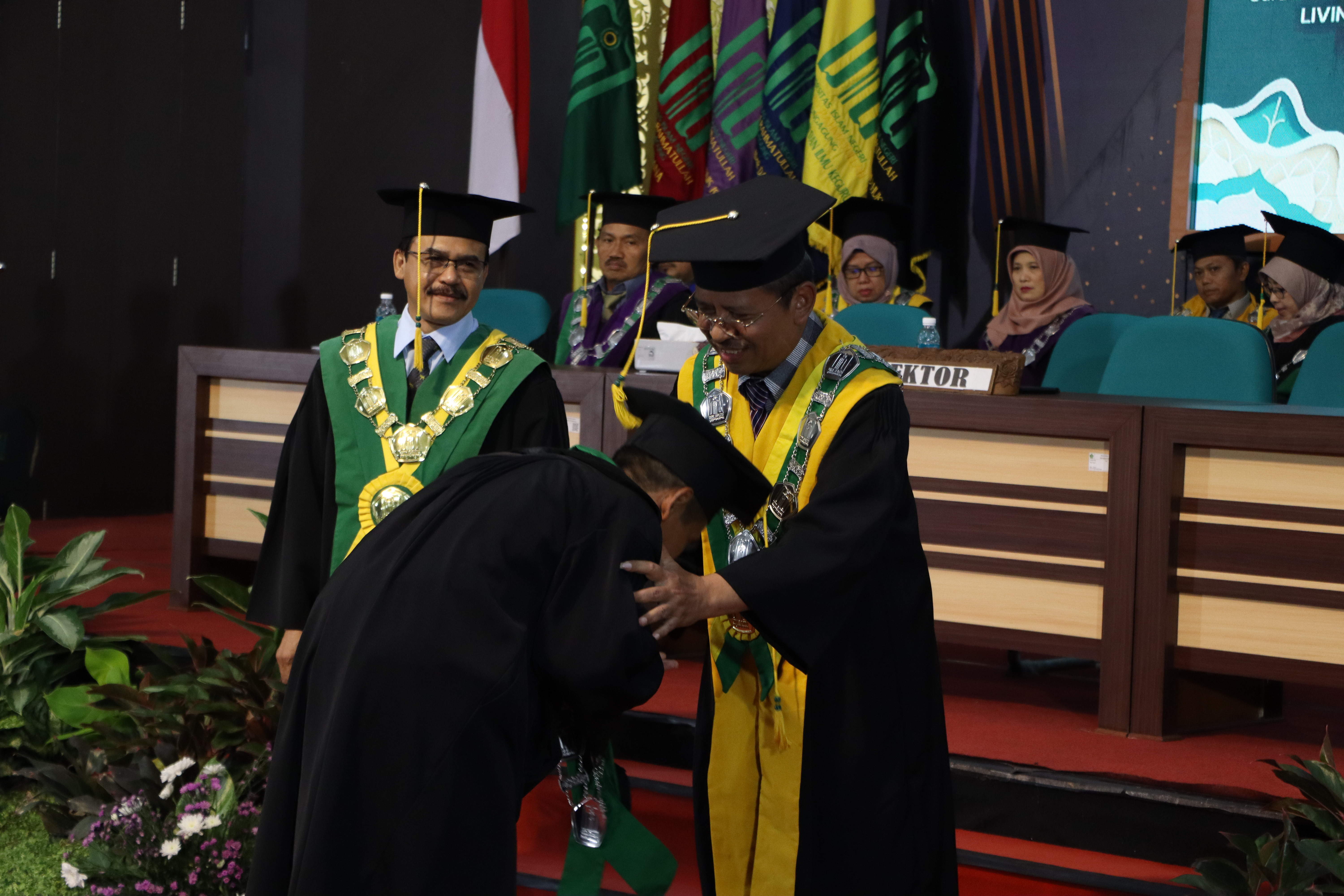 Kukuhkan Lima Guru Besar, Kini UIN SATU Resmi Miliki 36 Profesor