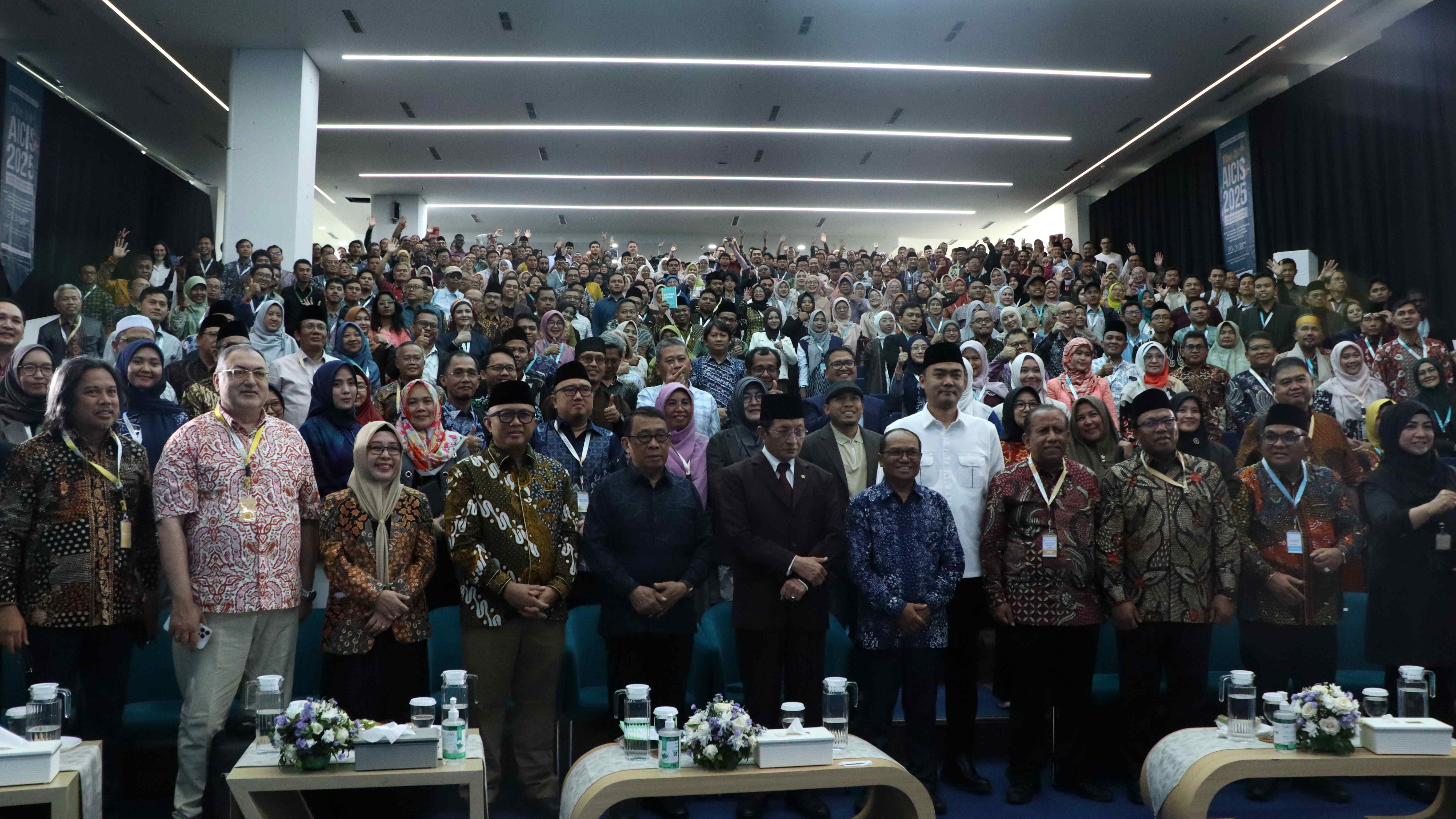 Indonesia Dipercaya Dunia Jadi Mediator Perdamaian Baru di Timur Tengah 2 20251031 Indonesia Dipercaya Dunia Jadi Mediator Perdamaian Baru di Timur Tengah 01