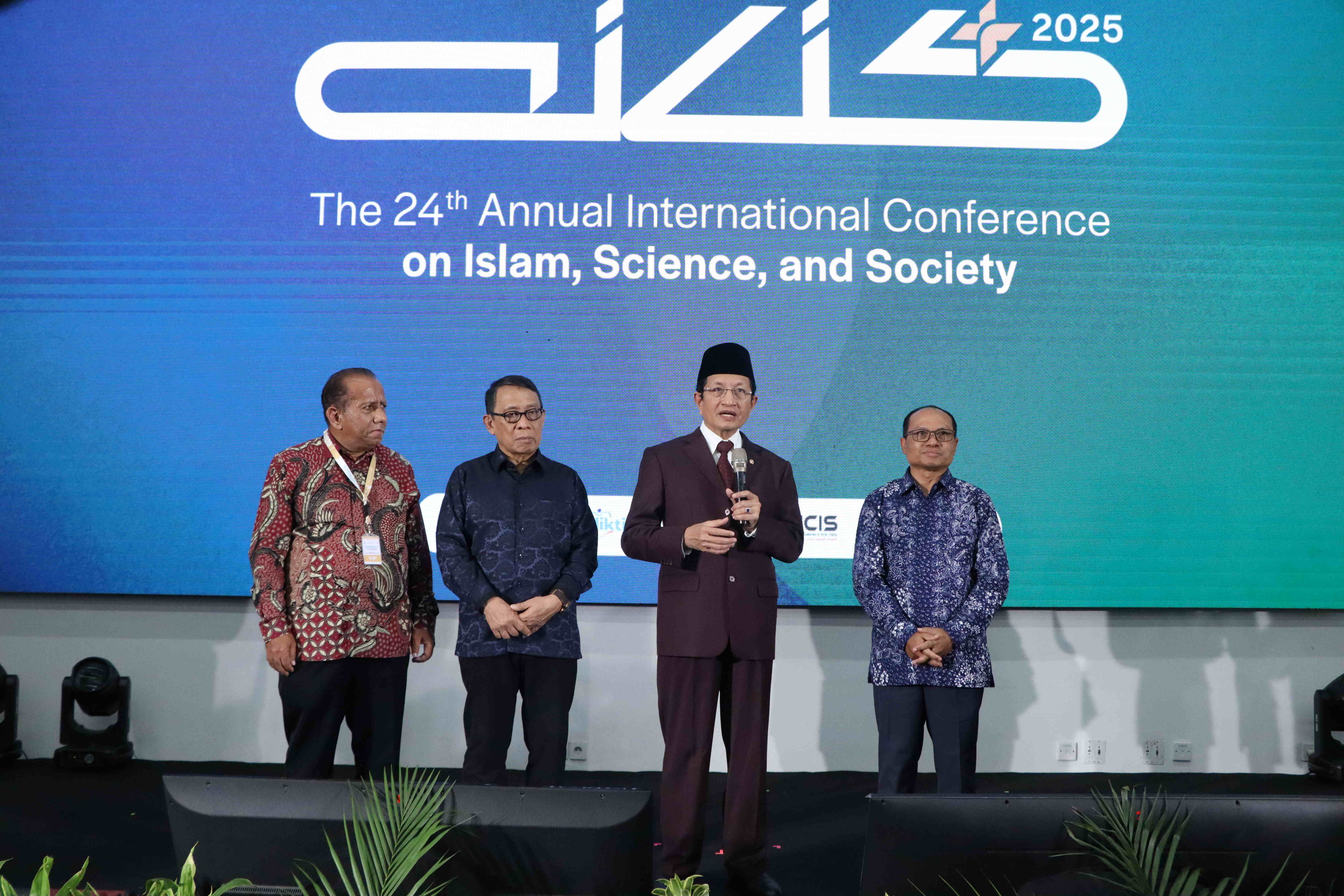 Potensi Dana Umat Capai Rp1.000 Triliun, Menag: Saatnya Umat Berdikari Secara Ekonomi 2 20251031 Potensi Dana Umat Capai Rp1000 Triliun Menag Saatnya Umat Berdikari Secara Ekonomi 01