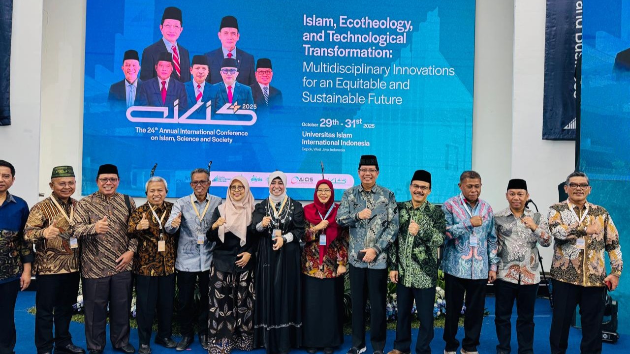 Rektor Hadiri Pembukaan AICIS+ 2025 di UIII Depok 1 AICIS 2025 Rektor UINSATU