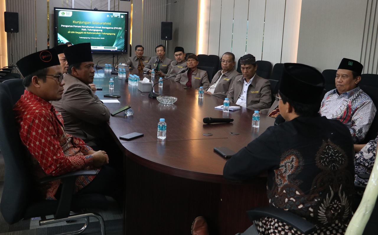 UIN SATU dan FKUB Kabupaten Tulungagung Siapkan Program Bersama dalam Memperkuat Harmoni dan Moderasi Beragama 1 20251107 UIN SATU dan FKUB Kabupaten Tulungagung Siapkan Program Bersama dalam Memperkuat Harmoni dan Moderasi Beragama