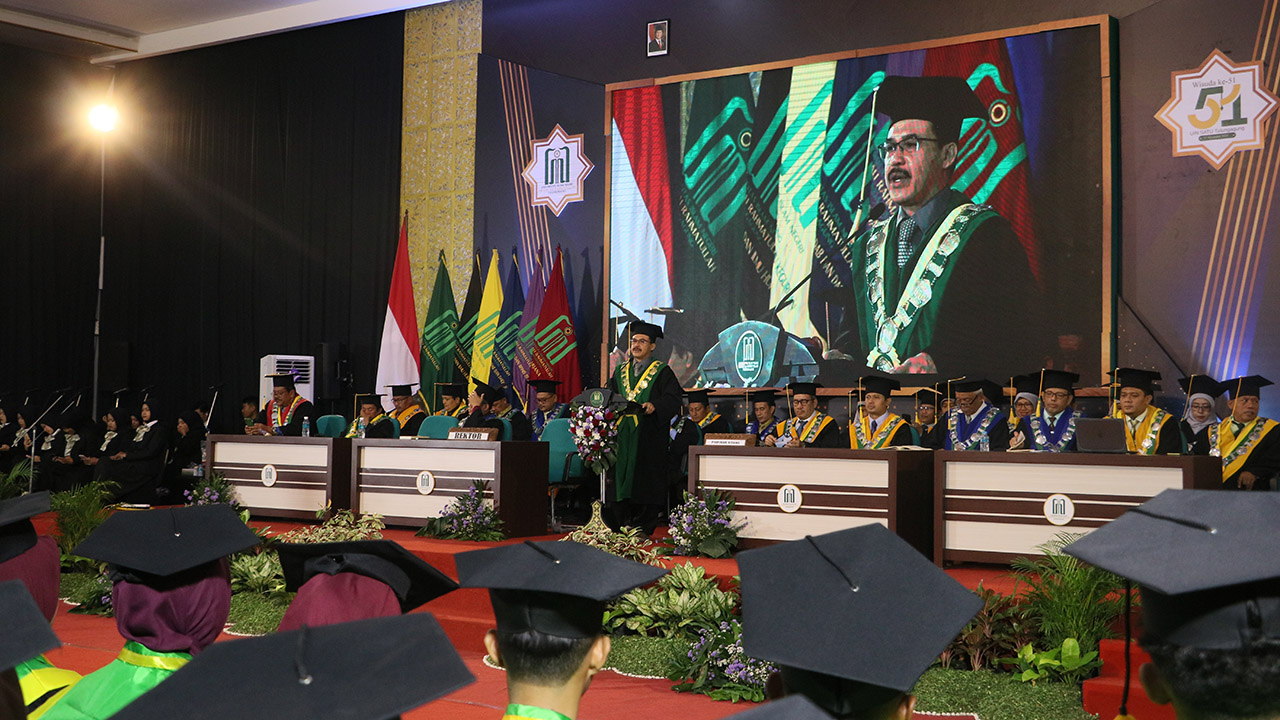 Wisuda ke-51 UIN SATU: Rektor Ajak Wisudawan Perkuat Softskill, Integritas, dan Empati