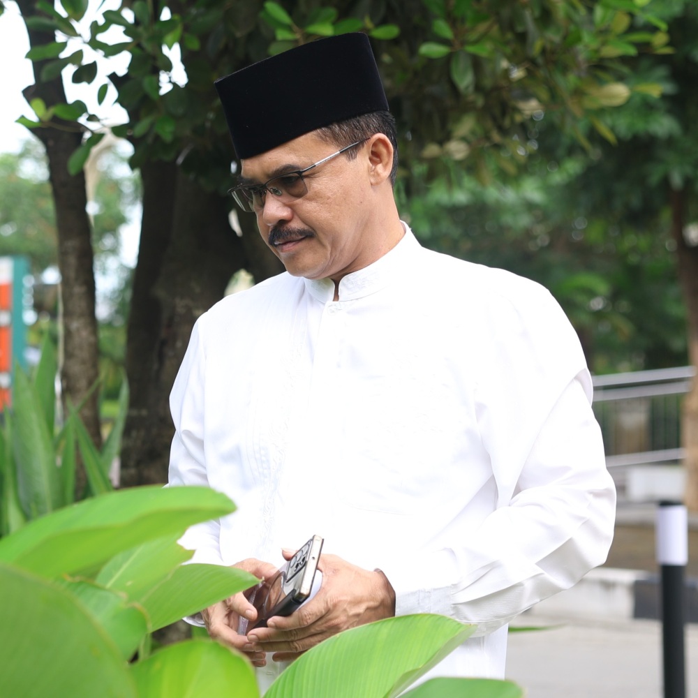 Foto Pak Rektor web