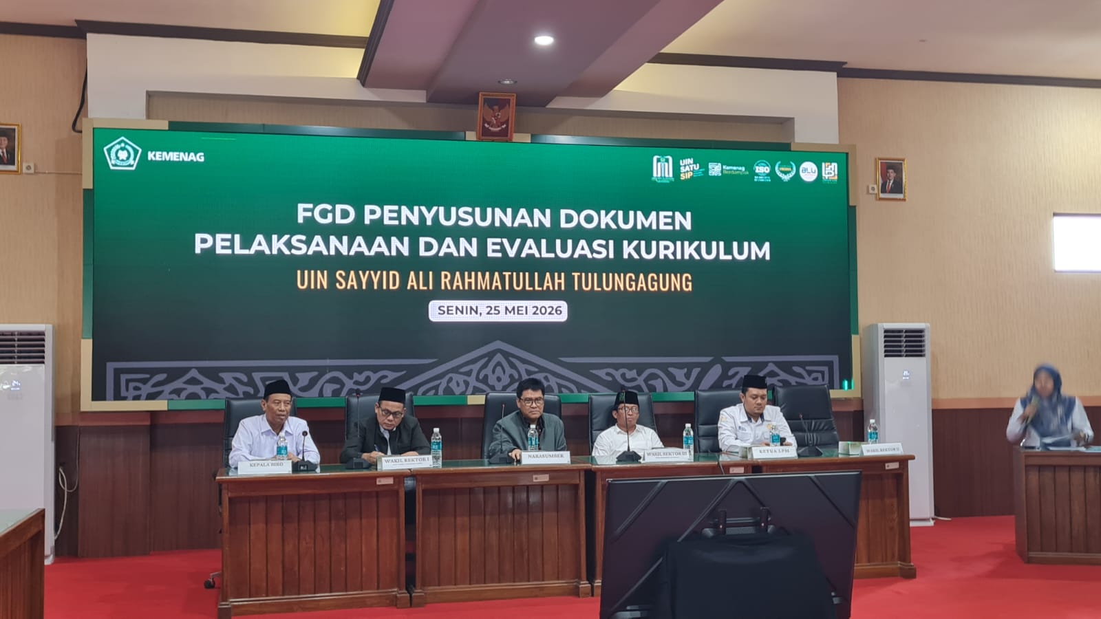 FGD Peninjauan Kurikulum OBE PDES: Bekerjasama dengan LPM Mengundang Pakar Kurikulum dari ITS dan UIN Sunan Ampel Surabaya