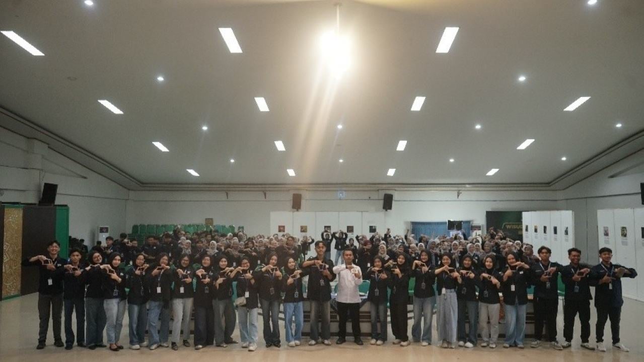 Pameran Fotografi Frames & Frequencies 2026 Jadi Wadah Ekspresi dan Apresiasi Karya Mahasiswa KPI UIN SATU
