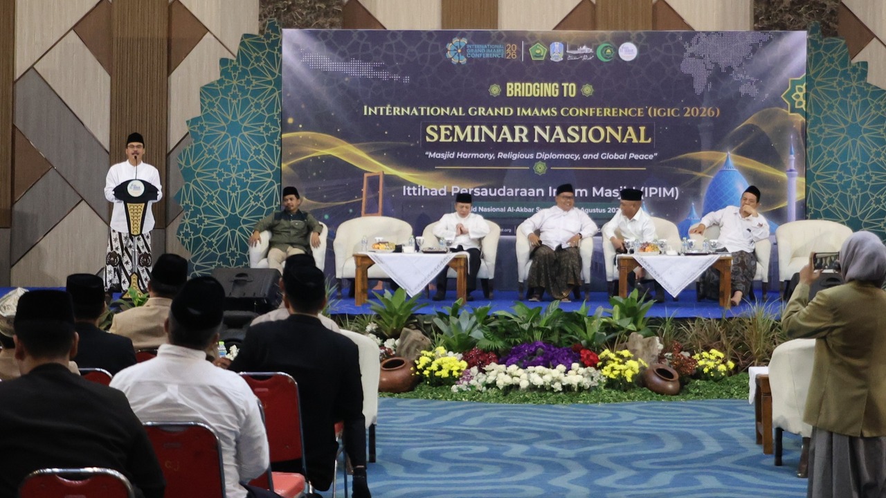 Rektor UIN SATU Tawarkan Reposisi Masjid Sebagai Pusat Peradaban, Kenalkan Model Pemberdayaan Masjid Kampus 1 20260802 Seminar Bridging IGIC