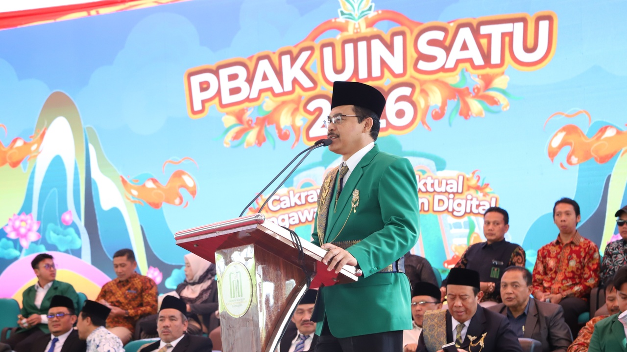PBAK 2026 UIN SATU Tulungagung, Rektor Kenalkan Vigo dan Tekankan Pentingnya Hard Skill, Soft Skill, dan Integritas 1 PBAK 2026 UIN SATU Tulungagung, Rektor Kenalkan Vigo dan Tekankan Pentingnya Hard Skill, Soft Skill, dan Integritas