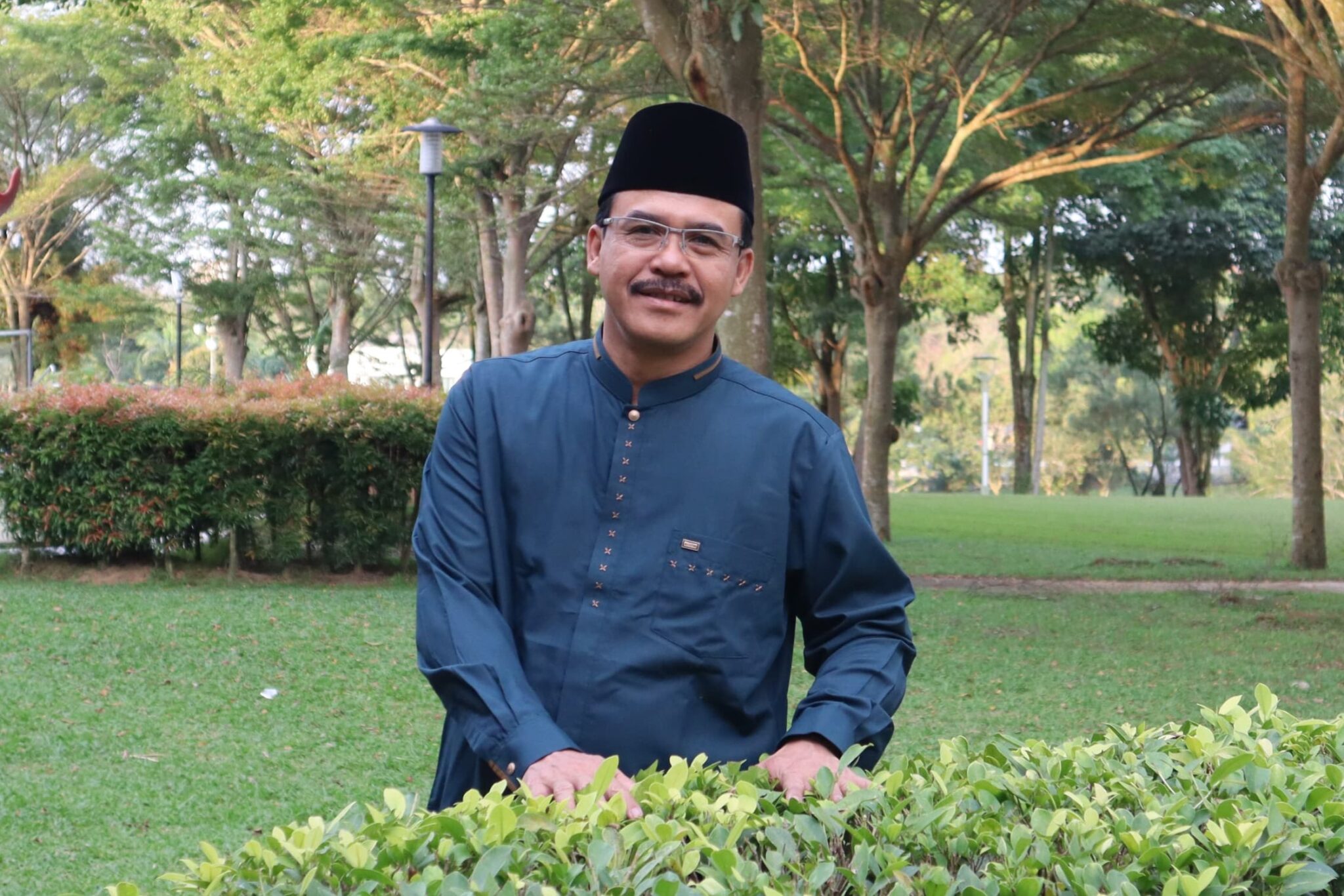 01 Prof Abd Aziz 01 2048x1366 1