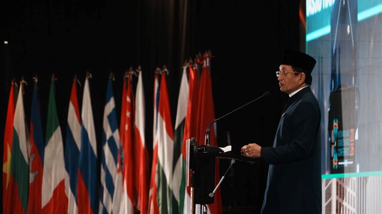Menag Nasaruddin Umar Terpilih sebagai Presiden Pertama IAMI, Bawa Semangat Perdamaian ke Dunia 2 Menag Nasaruddin Umar Terpilih sebagai Presiden Pertama IAMI, Bawa Semangat Perdamaian ke Dunia