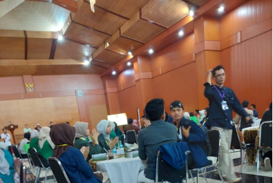 Student Mobility FEBI UIN SATU di Kampoeng Coklat: Menghubungkan Pembelajaran Akademik dengan Praktik Dunia Usaha